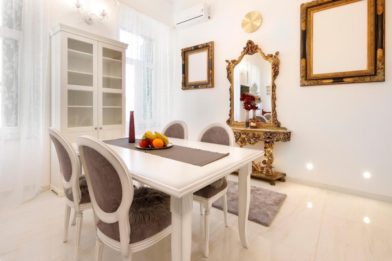 Chrystal Apps Integral Apartment Rijeka Bagian luar foto