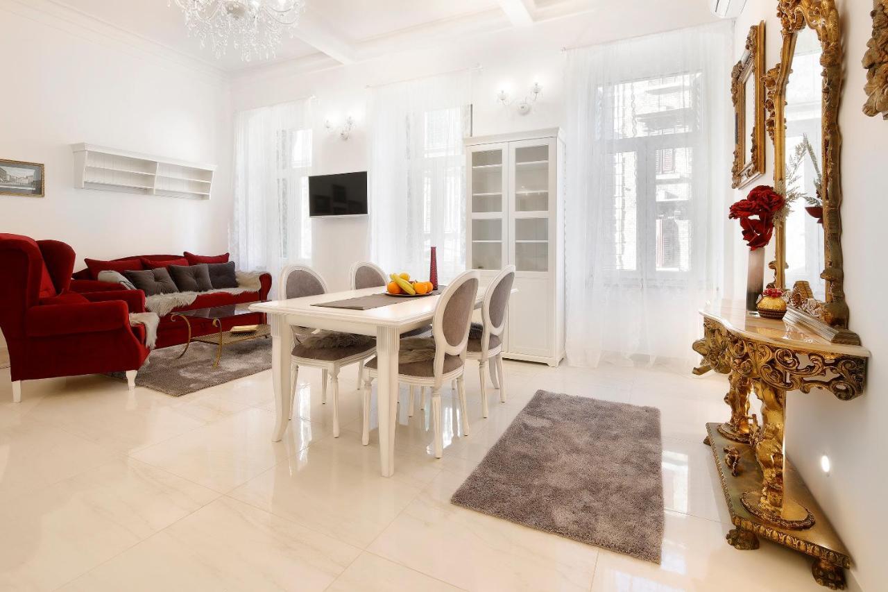 Chrystal Apps Integral Apartment Rijeka Bagian luar foto