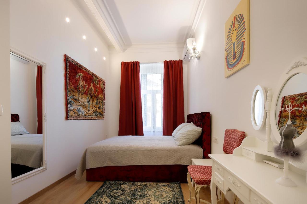 Chrystal Apps Integral Apartment Rijeka Bagian luar foto